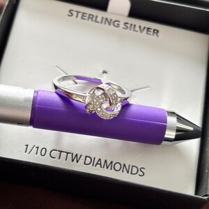 Diamond 1/10 ct. t.w. Love Knot Ring